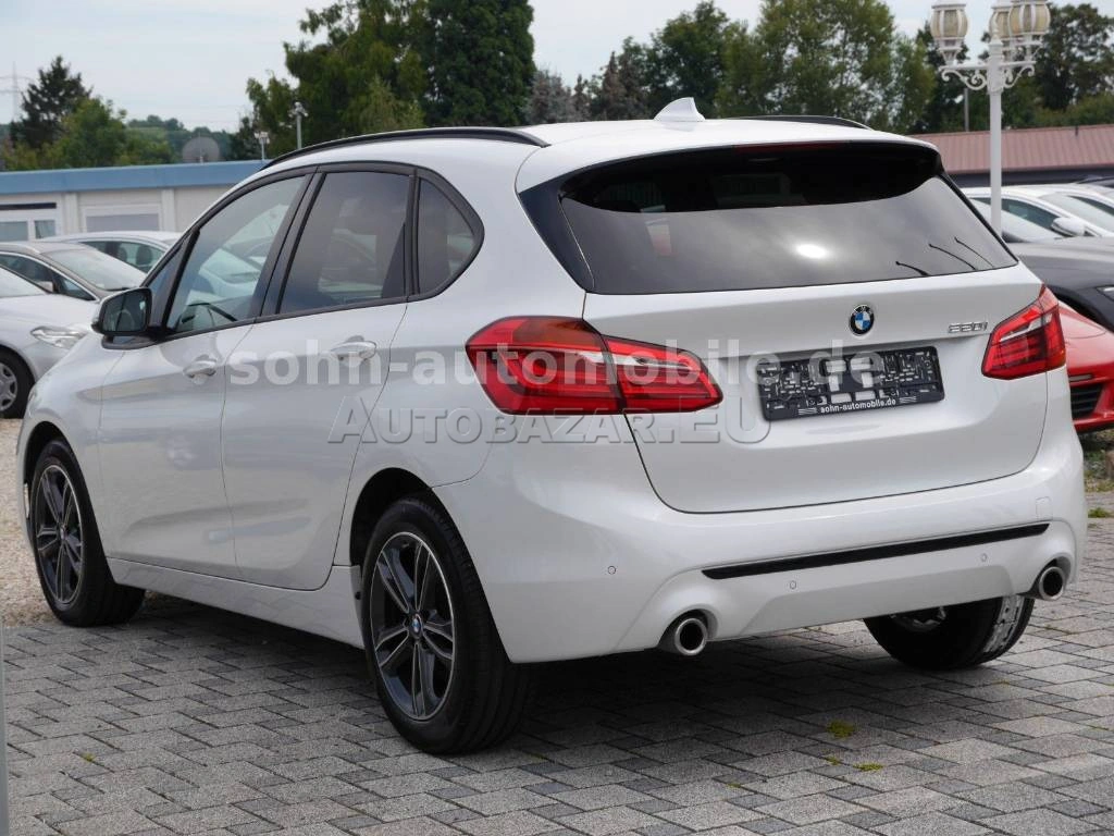 BMW Rad 2 Active Tourer 2   220i A/T