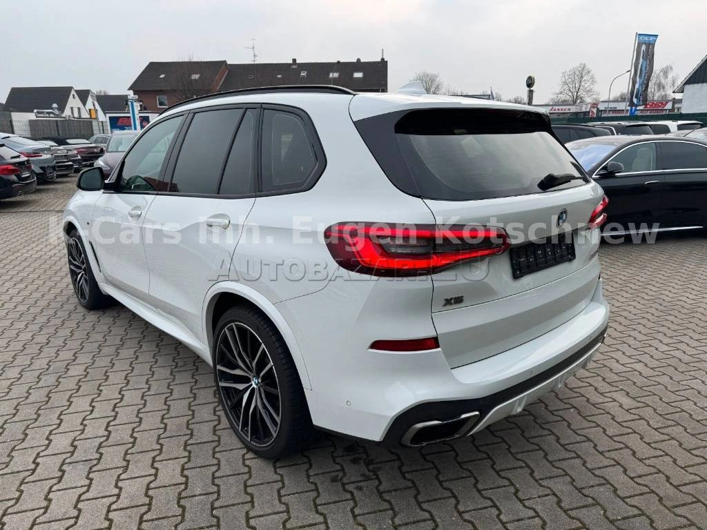 BMW X5 xDriveM50i A/T