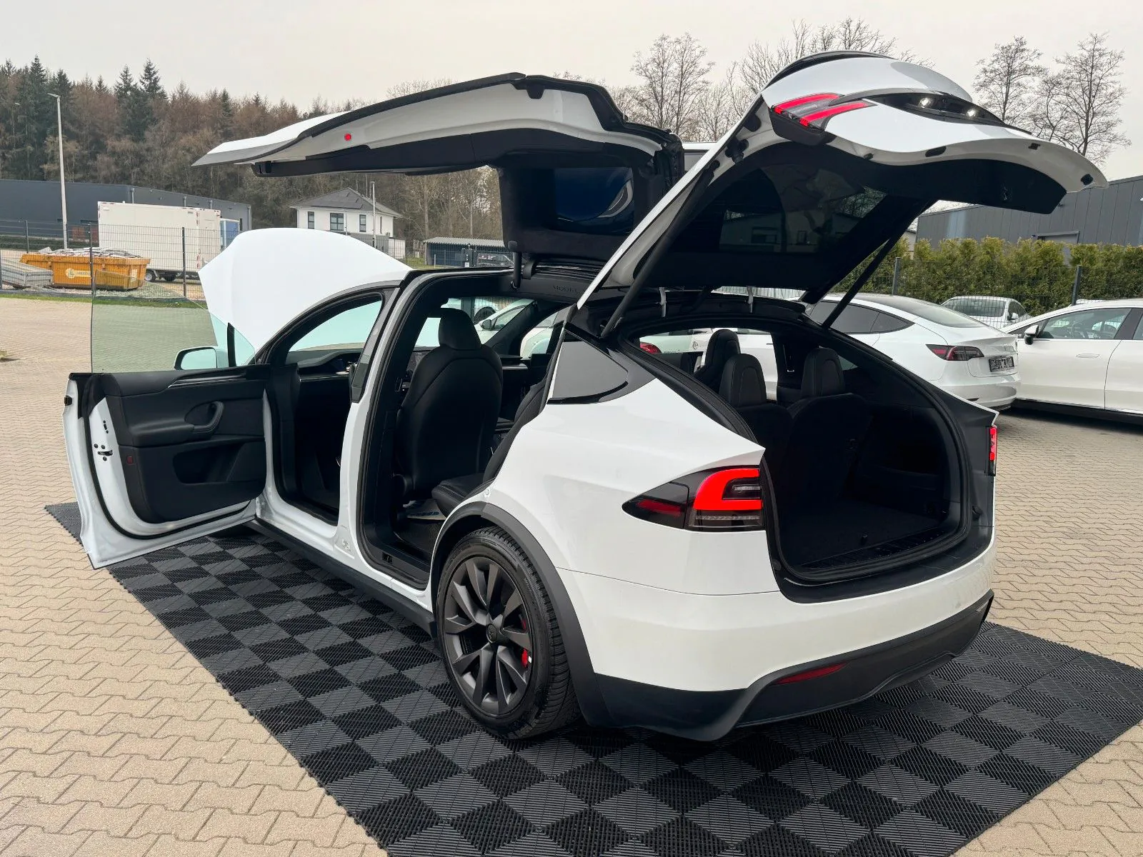 Tesla Model X 2023 na predaj – fotografia 16