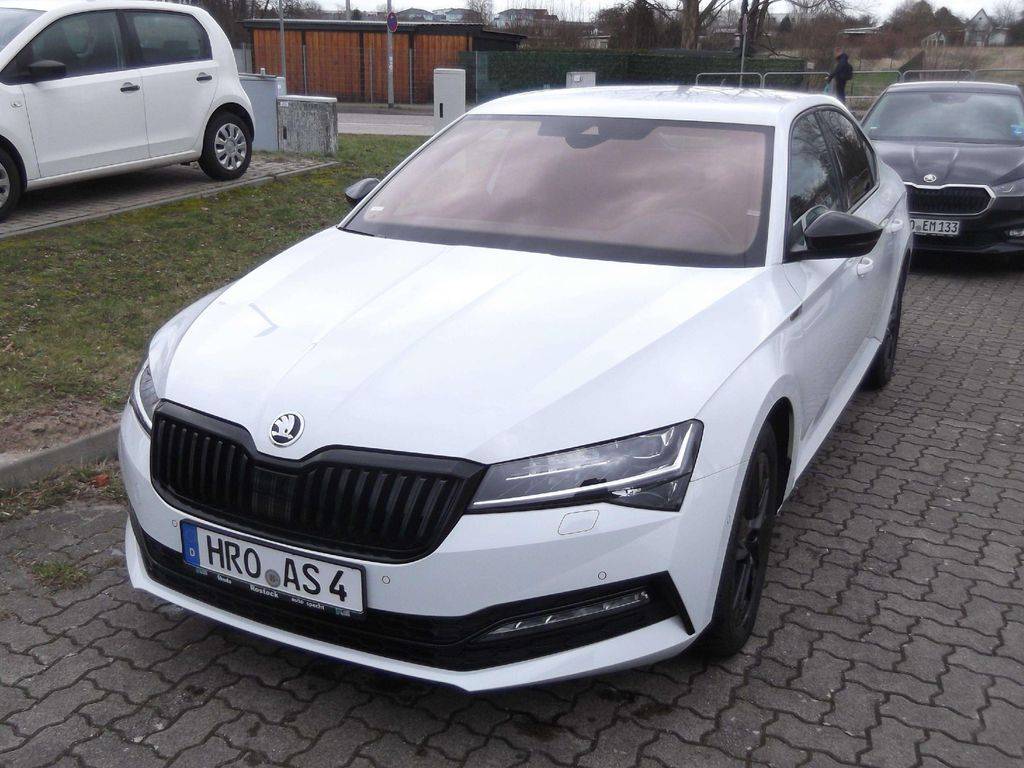 Škoda Superb 2.0 TDI SCR Sportline DSG
