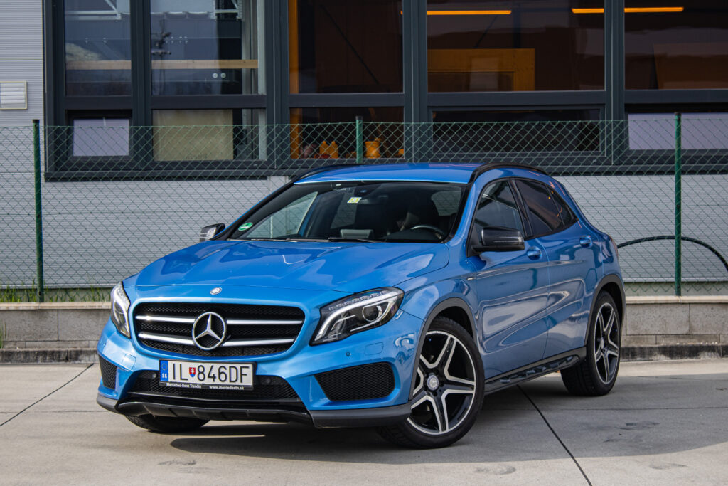 Mercedes GLA trieda