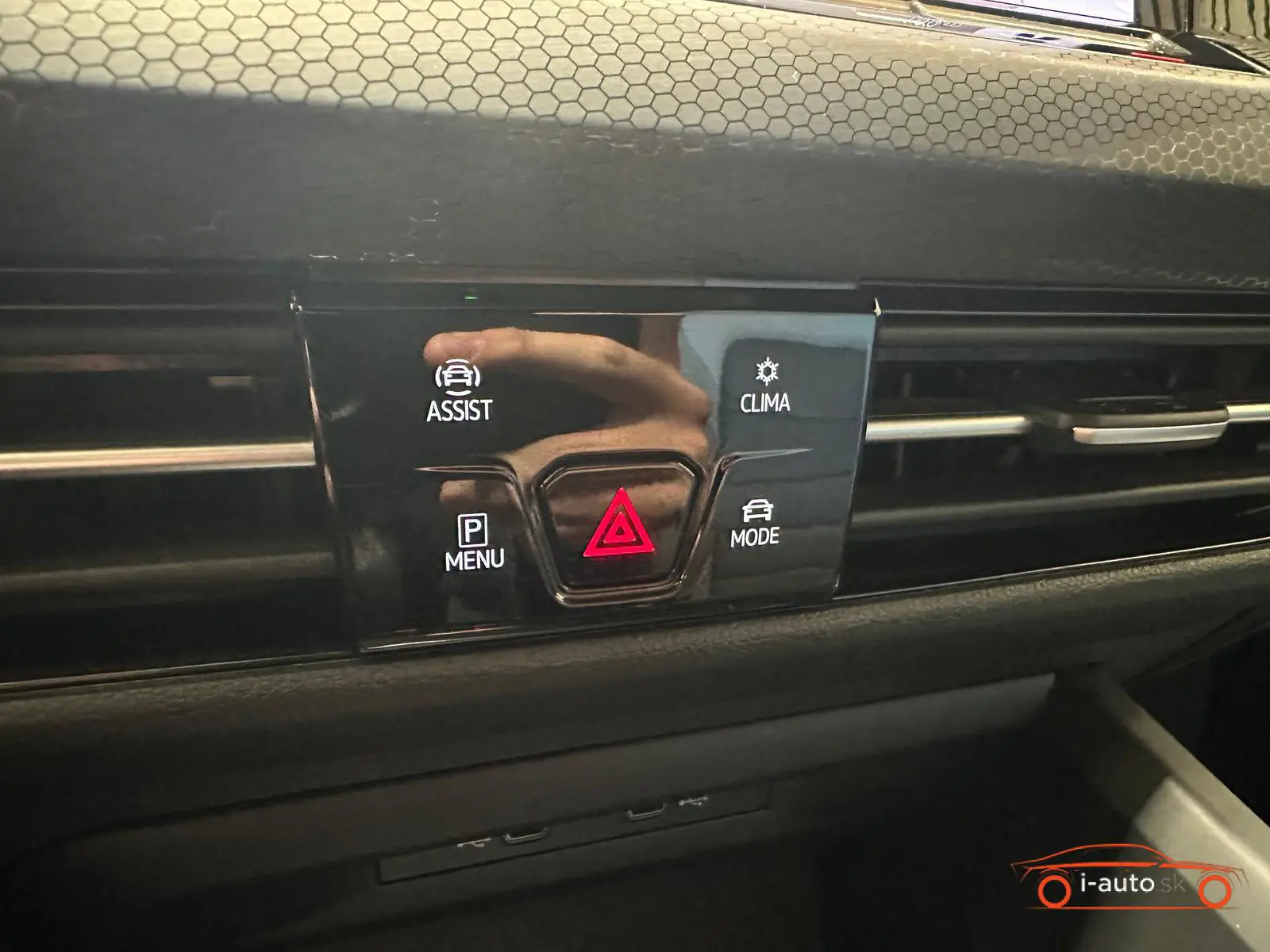 Volkswagen Golf 2021 na predaj – fotografia 24