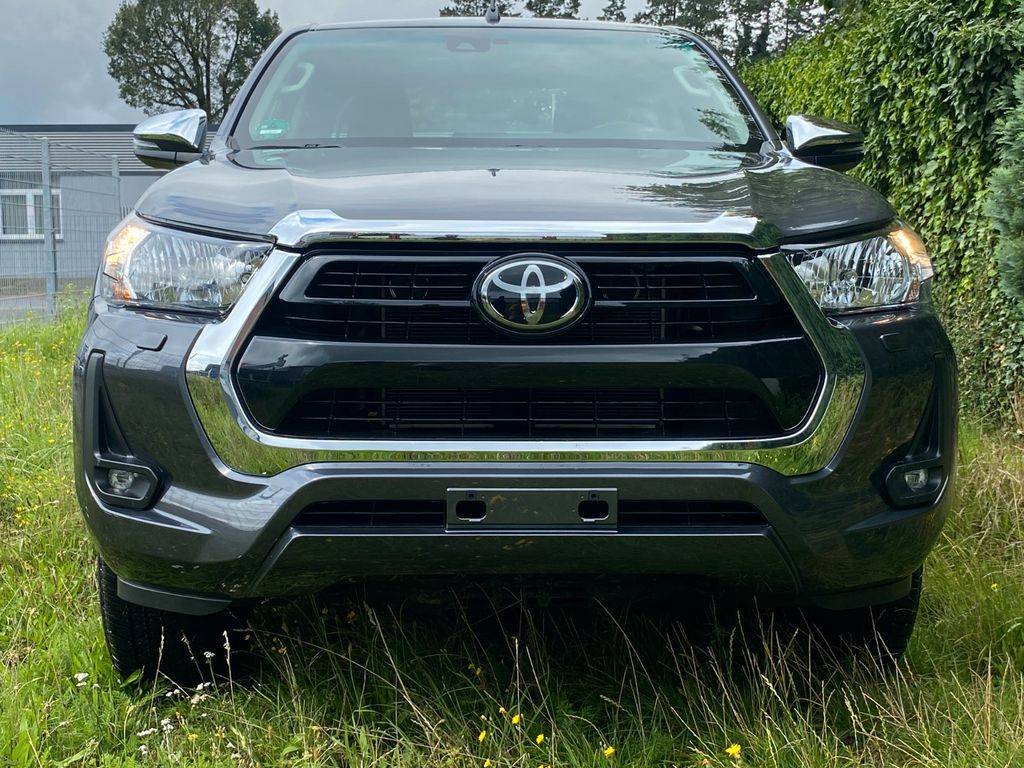 Toyota Hilux Double Cab Comfort 4x4