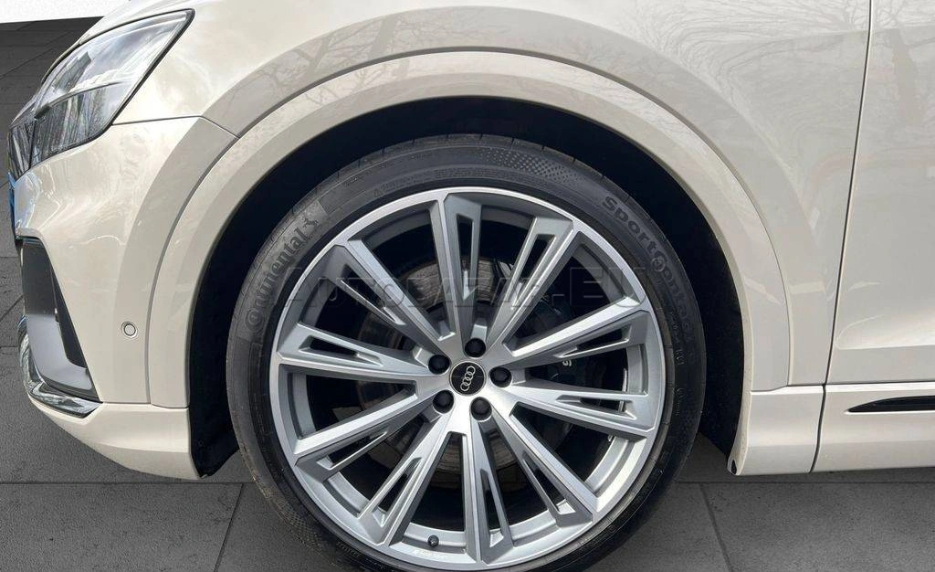 Audi Q8 SQ8 TFSI mHEV quattro tiptronic