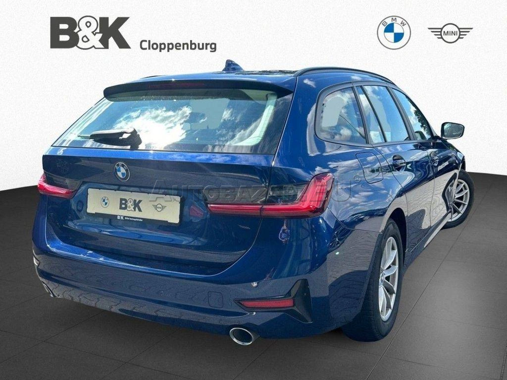 BMW Rad 3 Touring 320d  A/T