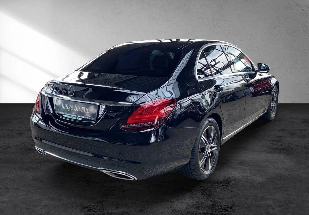 Mercedes-Benz C trieda Sedan 300 A/T