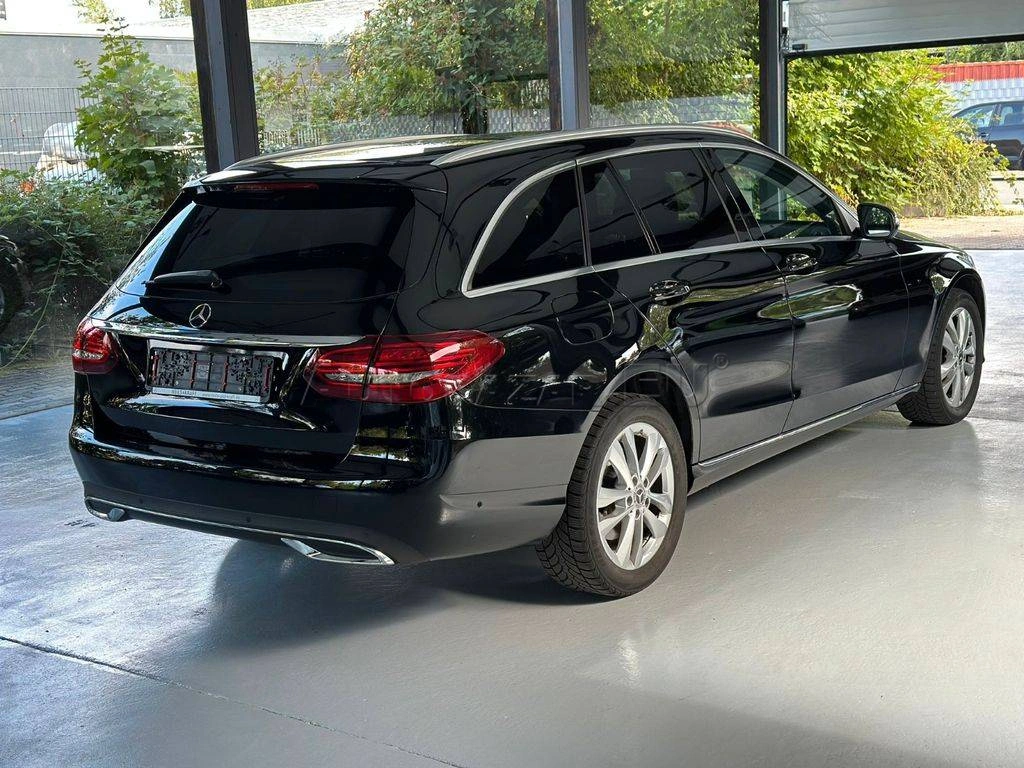 Mercedes-Benz C trieda Kombi 300 d A/T