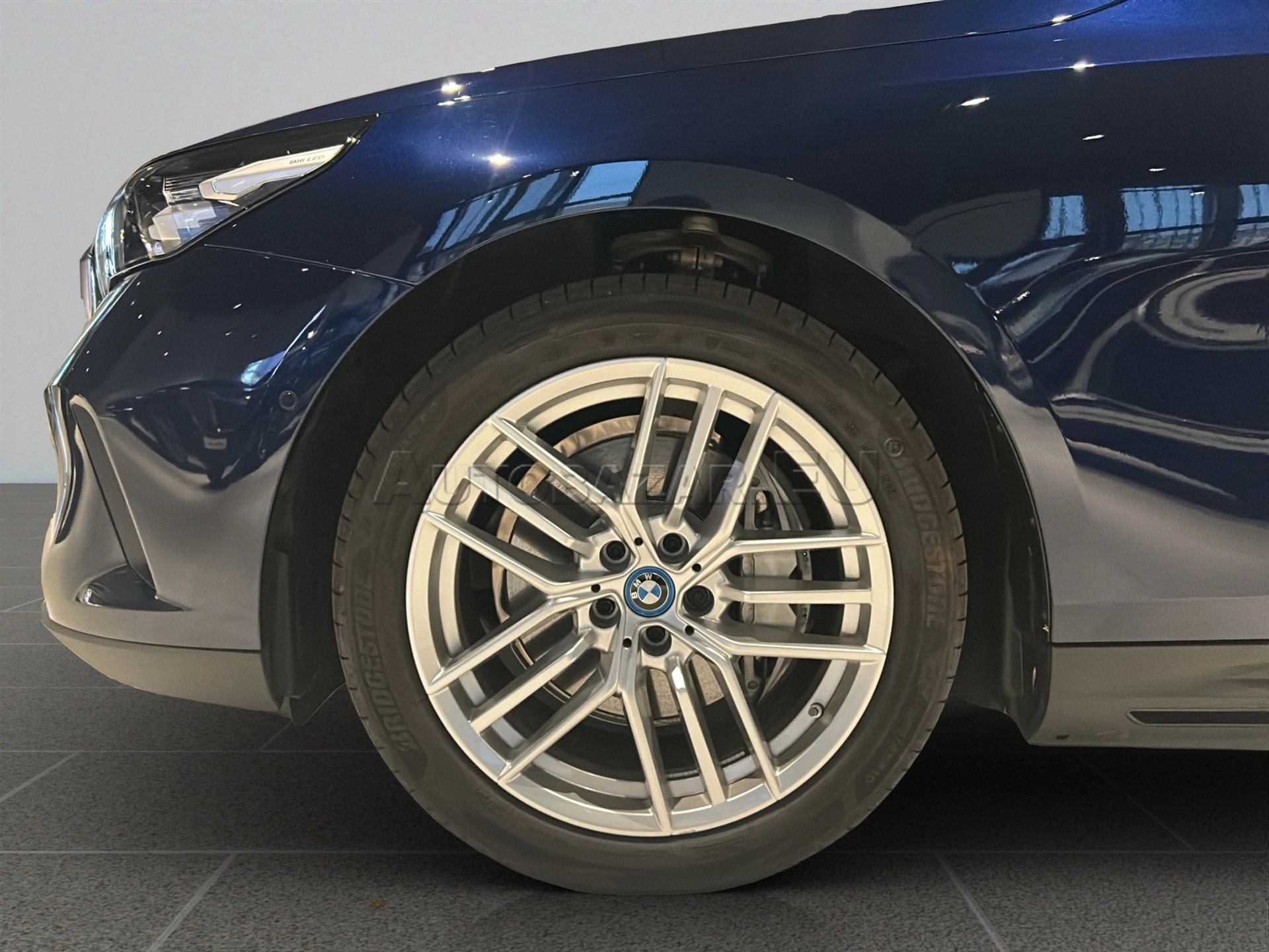 BMW i5 eDrive40
