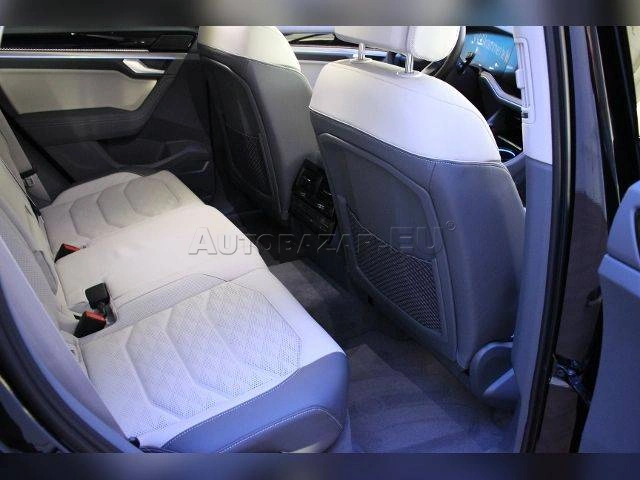 Volkswagen Touareg 3.0 V6 TSI eHybrid Elegance 4Motion Tiptronic