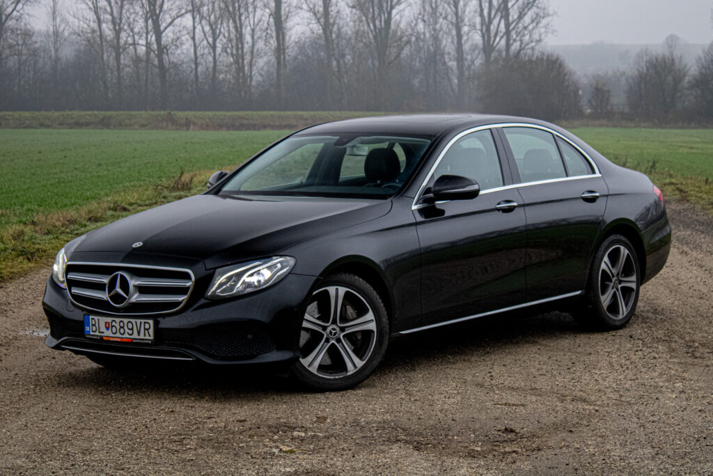 Mercedes E trieda
