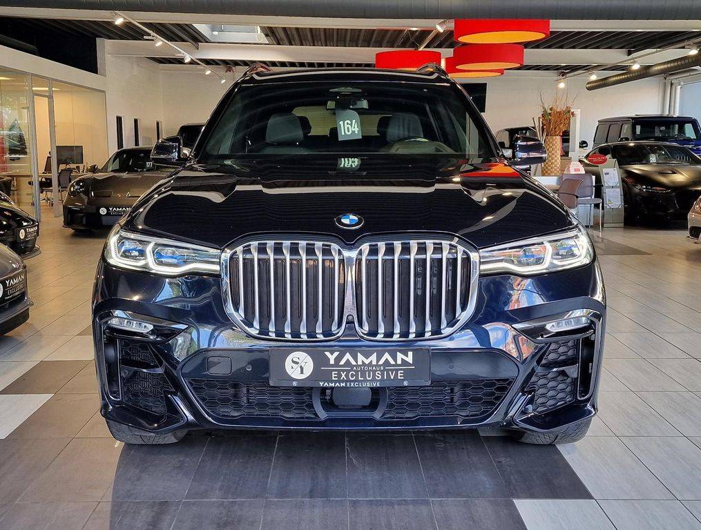 BMW X7 xDrive 40d mHEV A/T