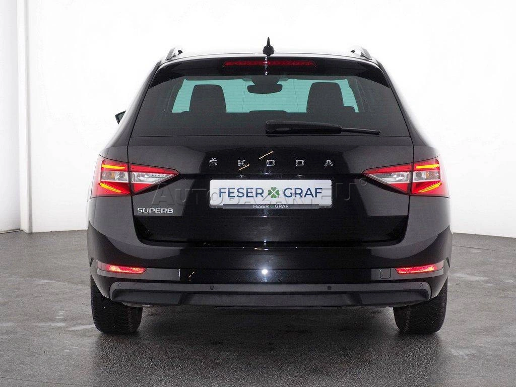 Škoda Superb Combi 2.0 TDI SCR Ambition DSG