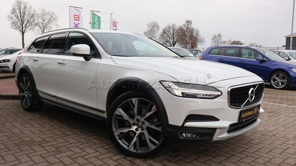 Volvo V90 CC D5 2.0L Cross Country Pro AWD A/T