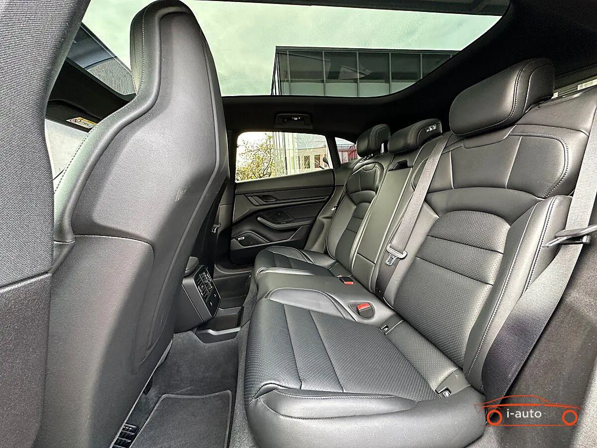 Porsche Taycan 2023 na predaj – fotografia 15