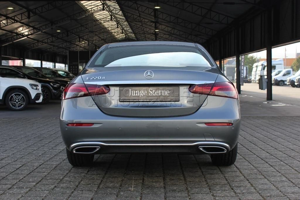 Mercedes E trieda 220 d A/T