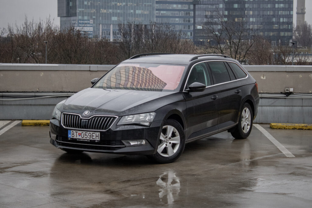 Škoda Superb Combi