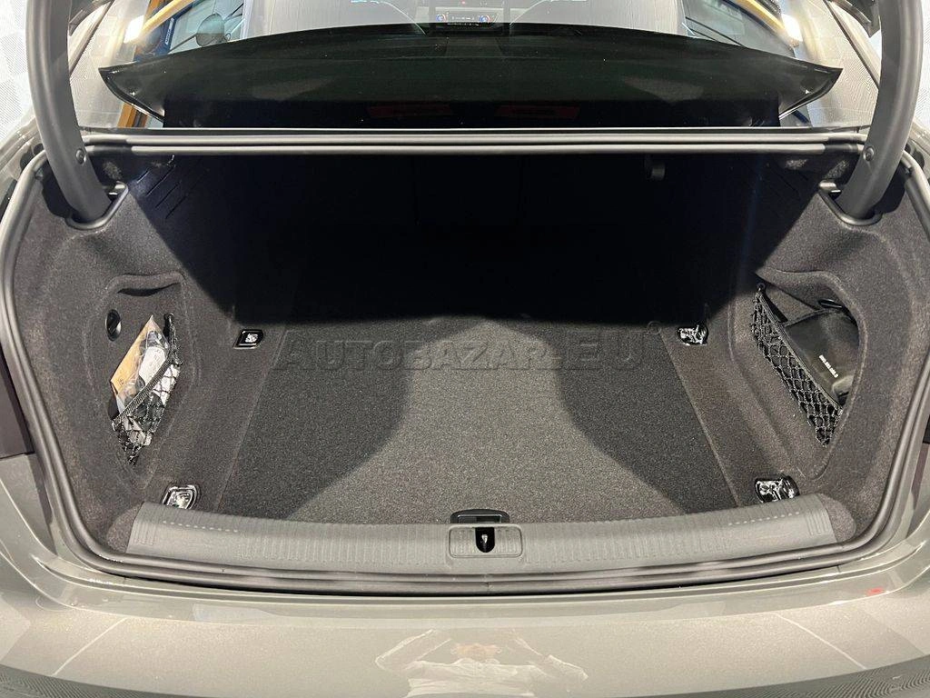 Audi A4 40 2.0 TFSI mHEV S line S tronic