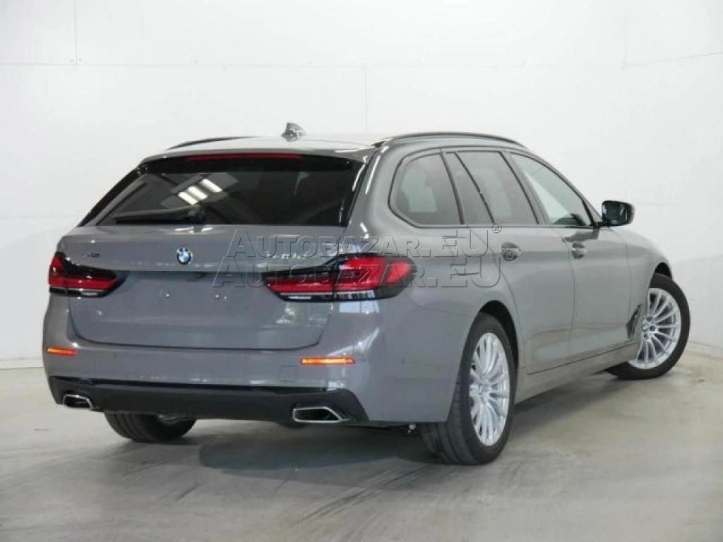 BMW rad 5 Touring 540d mHEV xDrive A/T