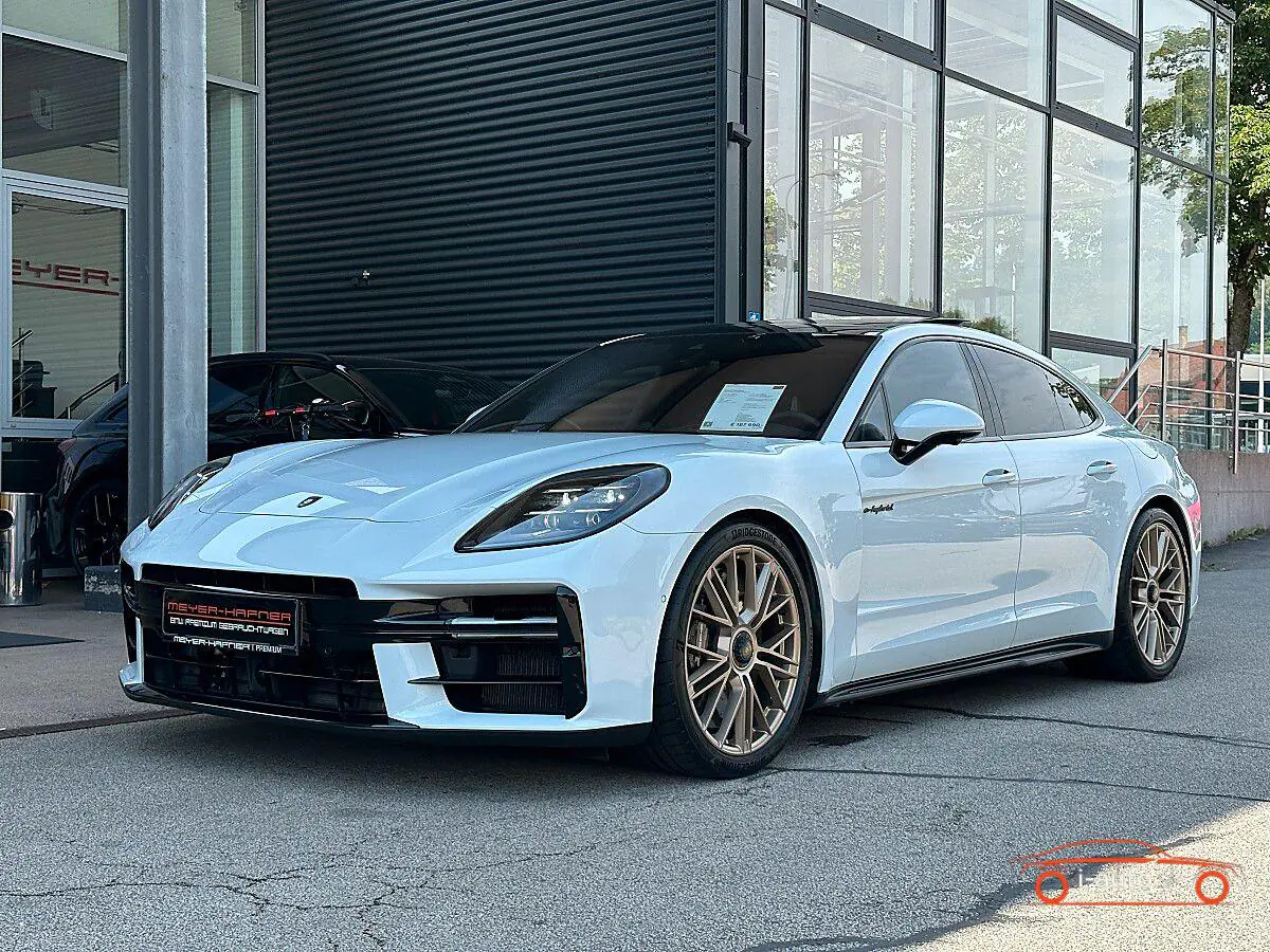 Porsche Panamera 2025 na predaj – fotografia 2