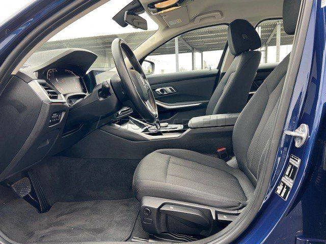 BMW Rad 3 320d A/T