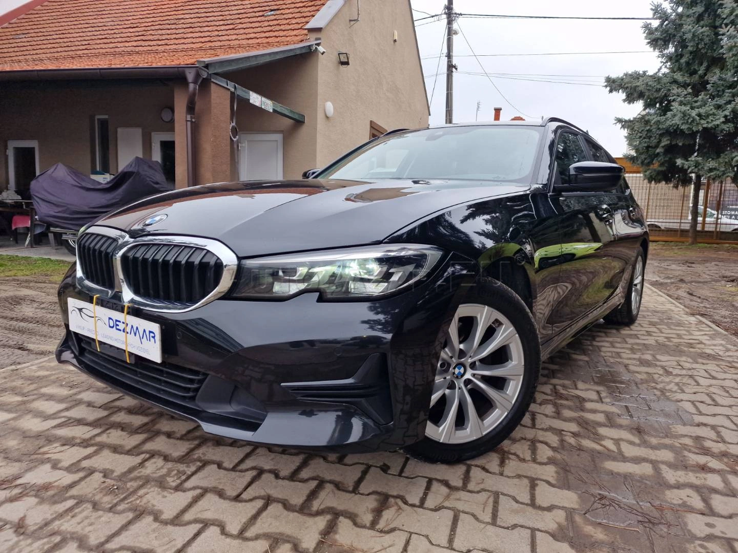 BMW Rad 3 Touring 320d  xDrive A/T