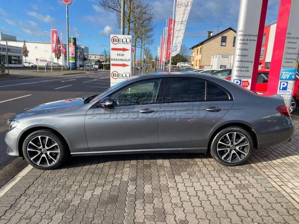 Mercedes E trieda 220 d A/T