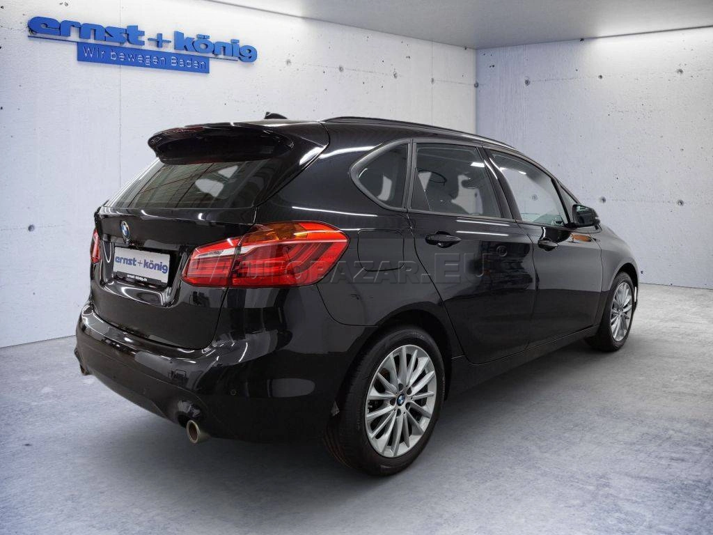 BMW Rad 2 Active Tourer 2   220i A/T