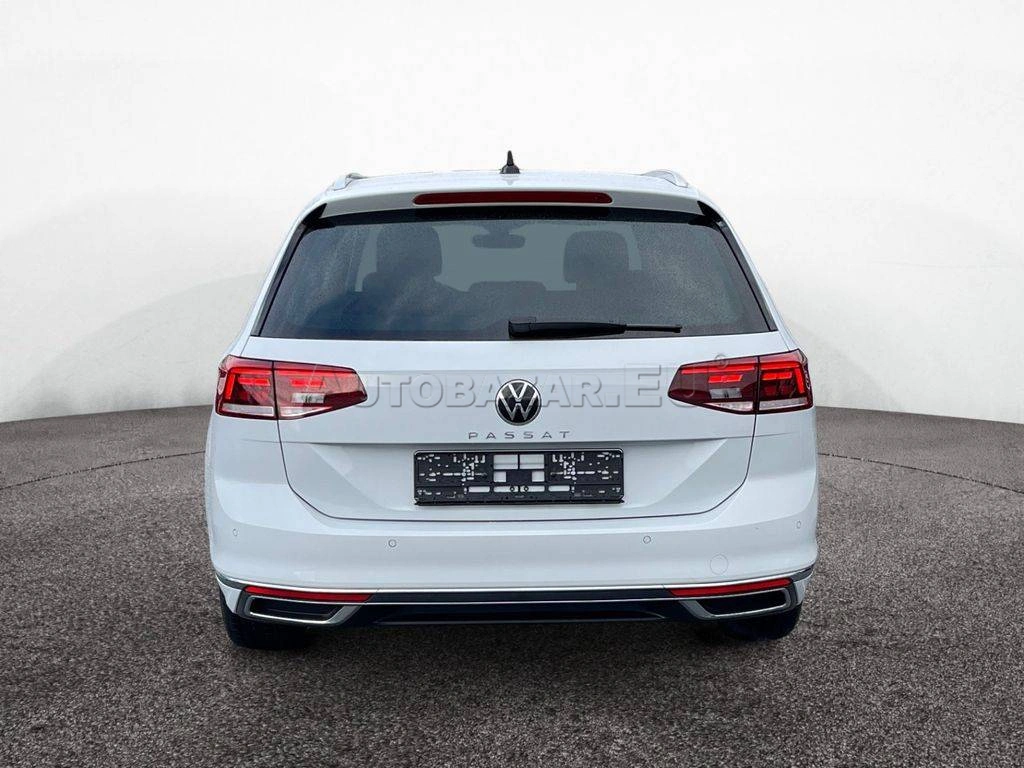 Volkswagen Passat Variant Elegance TSI DSG