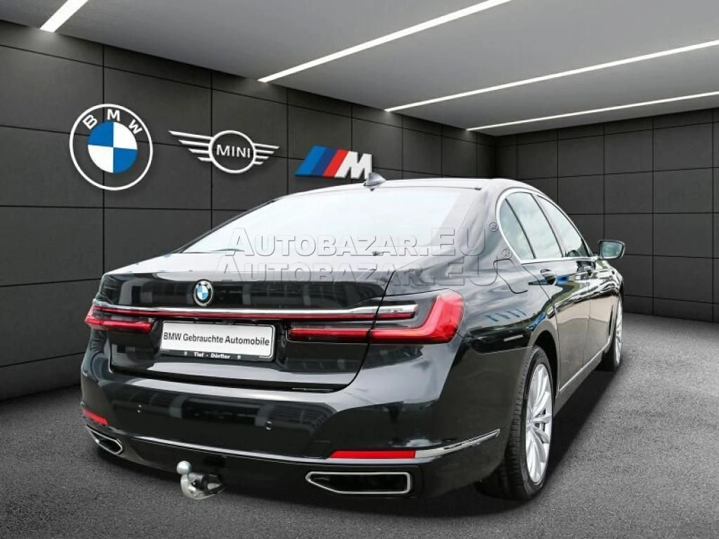 BMW rad 7 750i xDrive A/T