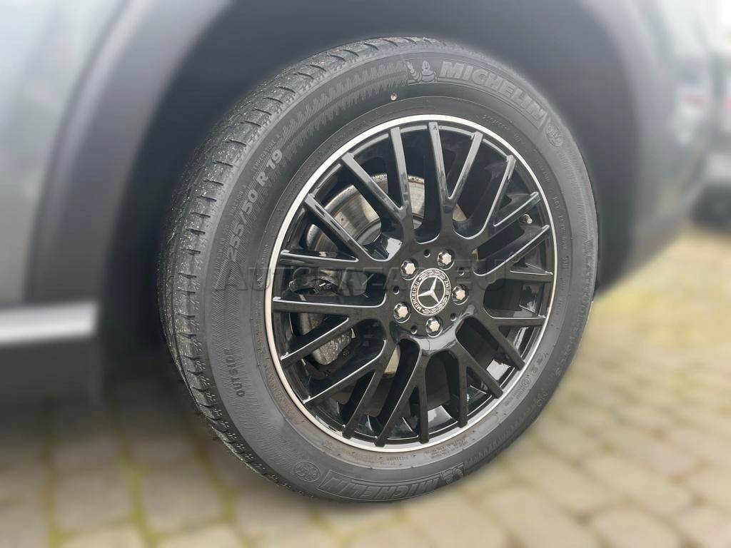 Mercedes-Benz GLE SUV 300 d 4MATIC A/T