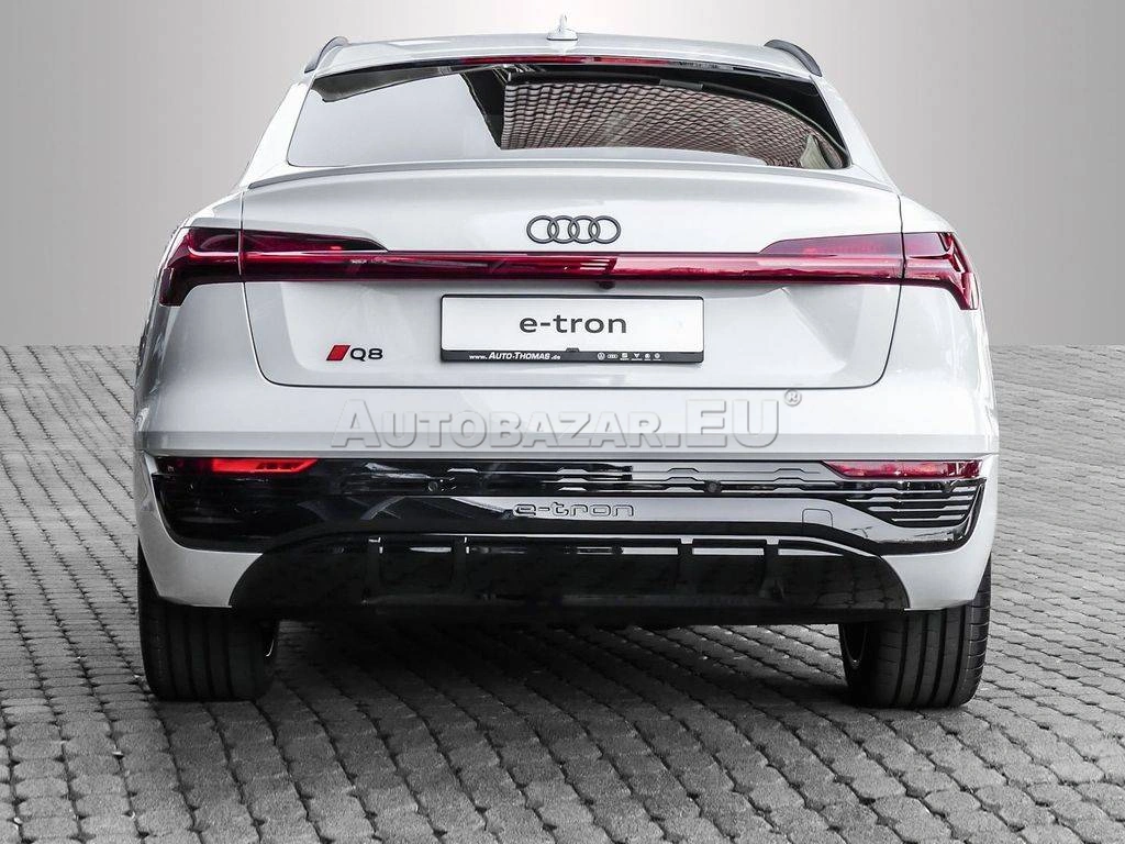 Audi Q8 e-tron Sportback 55 S line quattro