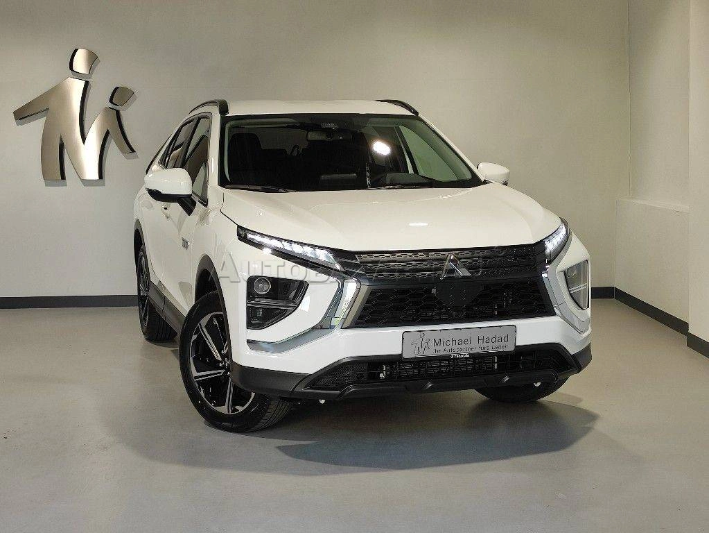 Mitsubishi Eclipse Cross Base 4WD A/T