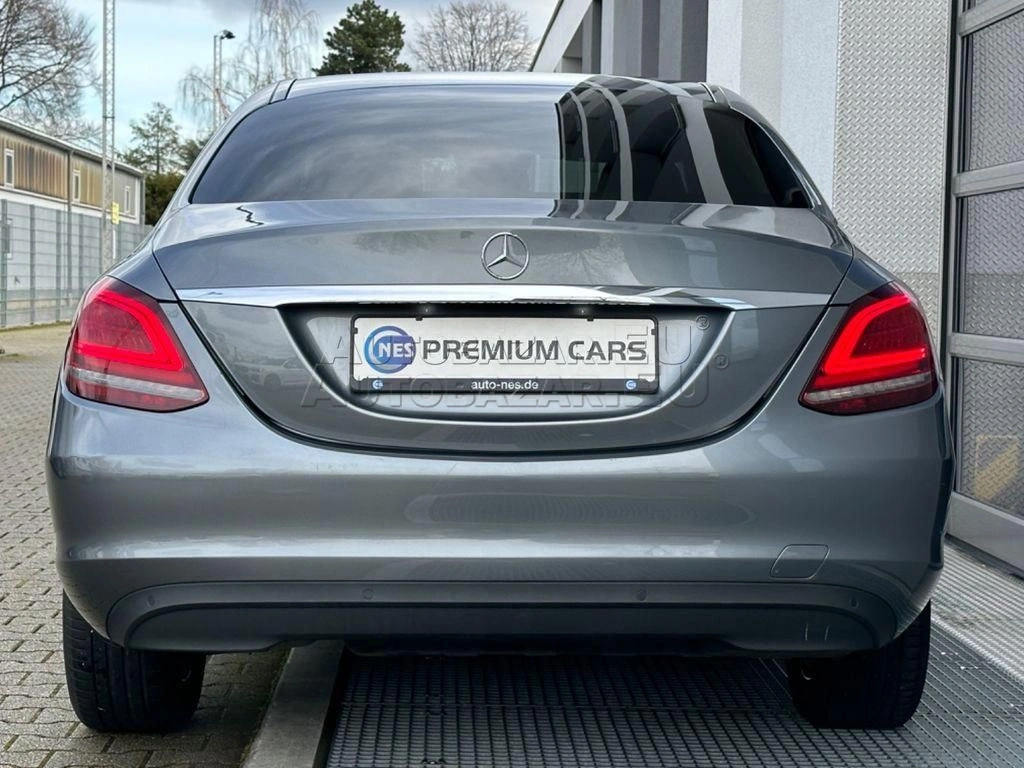 Mercedes C trieda 220 d 4MATIC A/T