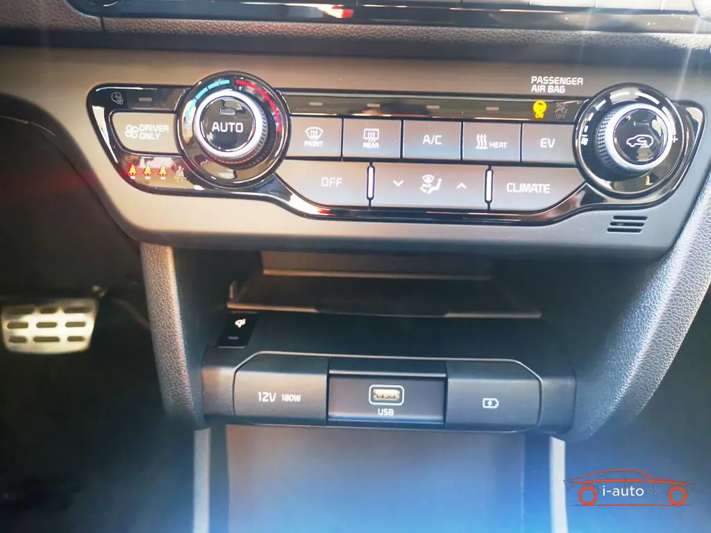 Kia Niro 2020 na predaj – fotografia 23