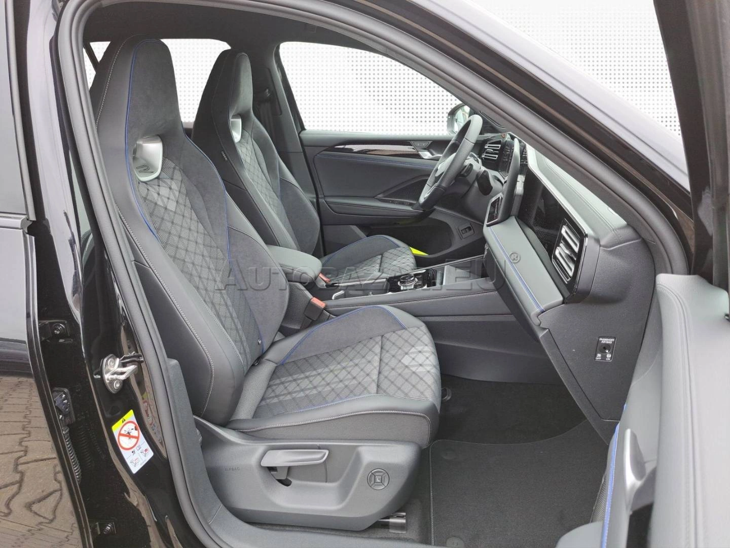 Volkswagen Tiguan 2.0 TDI R-Line 4Motion DSG