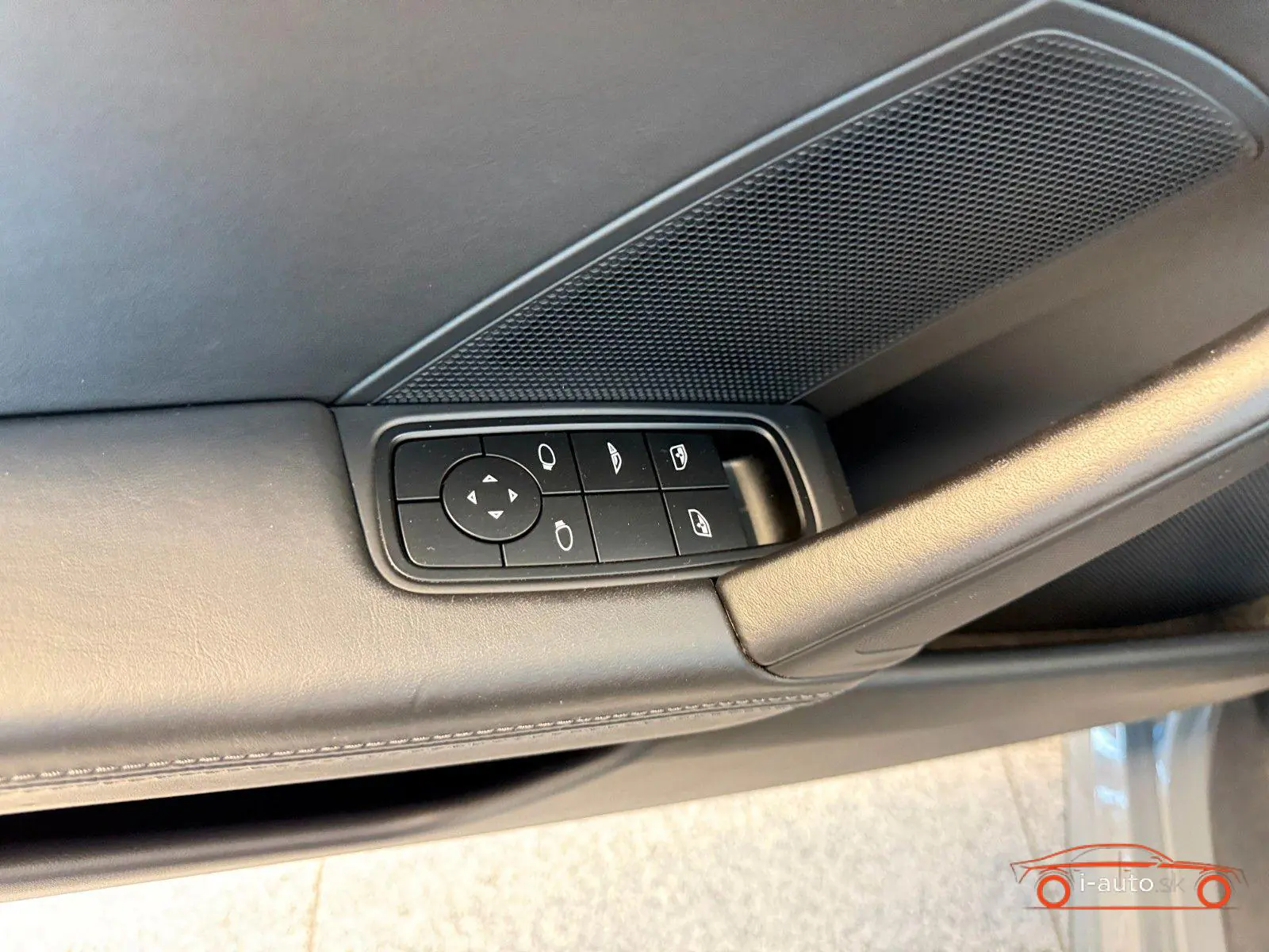 Porsche 911 2023 na predaj – fotografia 13