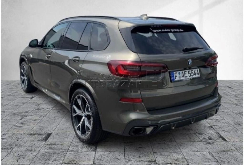 BMW X5 XDrive40i mHEV A/T