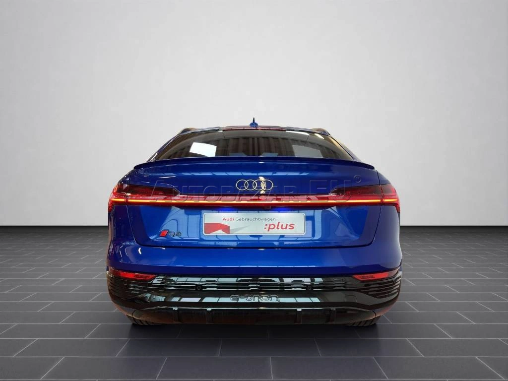 Audi Q8 E-Tron Sportback 55  S line quattro
