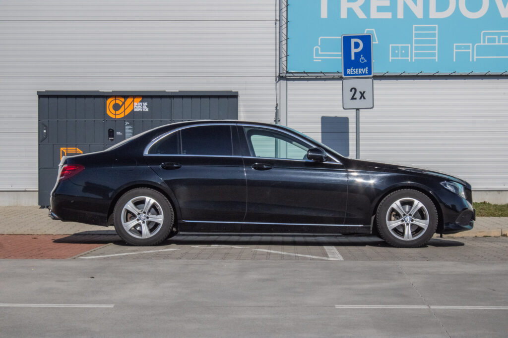 Mercedes-Benz E trieda