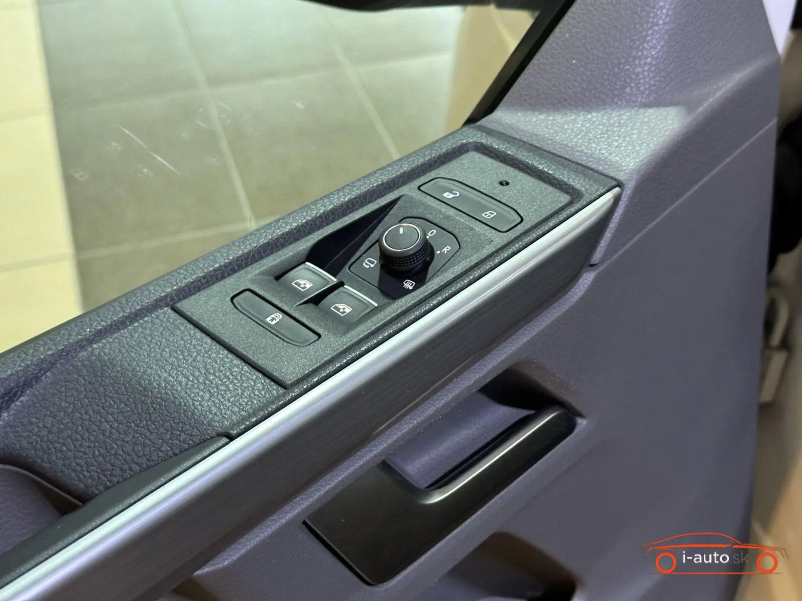 Volkswagen T6 Caravelle 2022 na predaj – fotografia 15