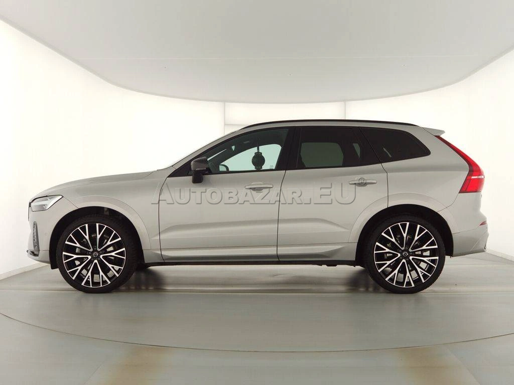 Volvo XC60 B5 AWD R-Design