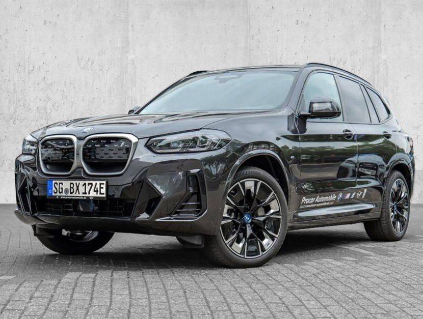 BMW iX3 A/T