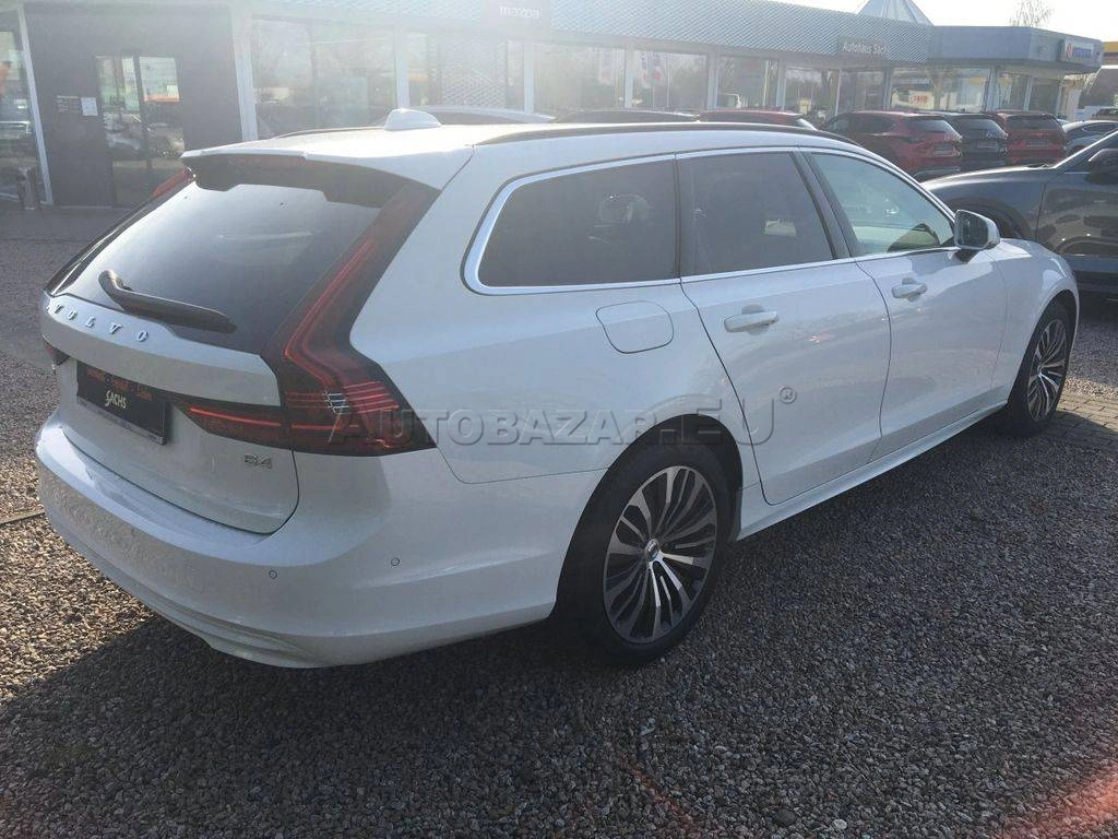 Volvo V90 V 90 B4 Momentum Pro