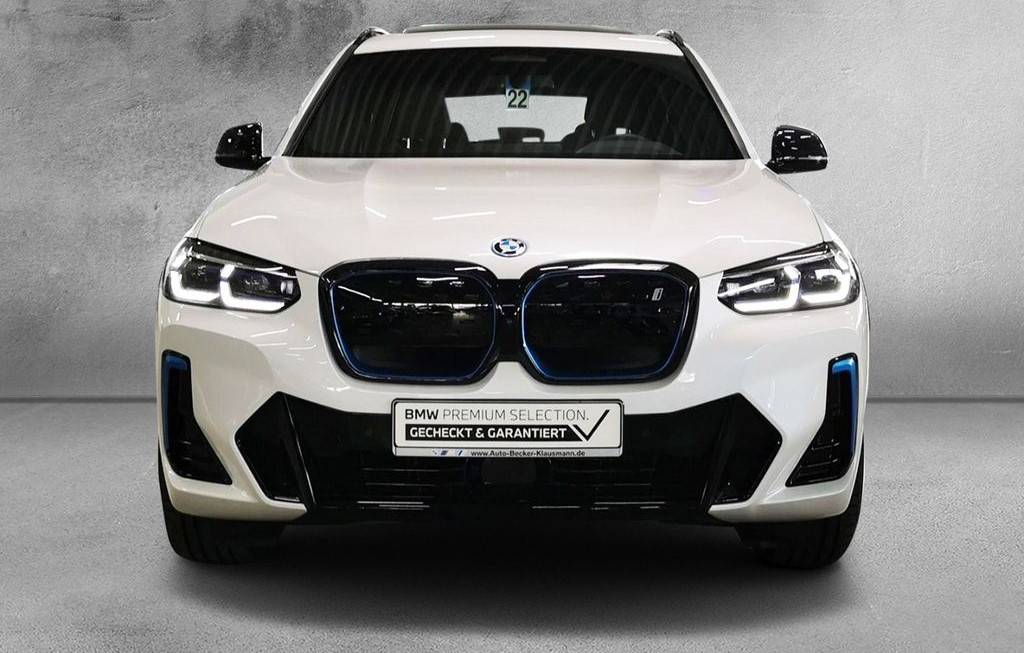 BMW iX3 A/T