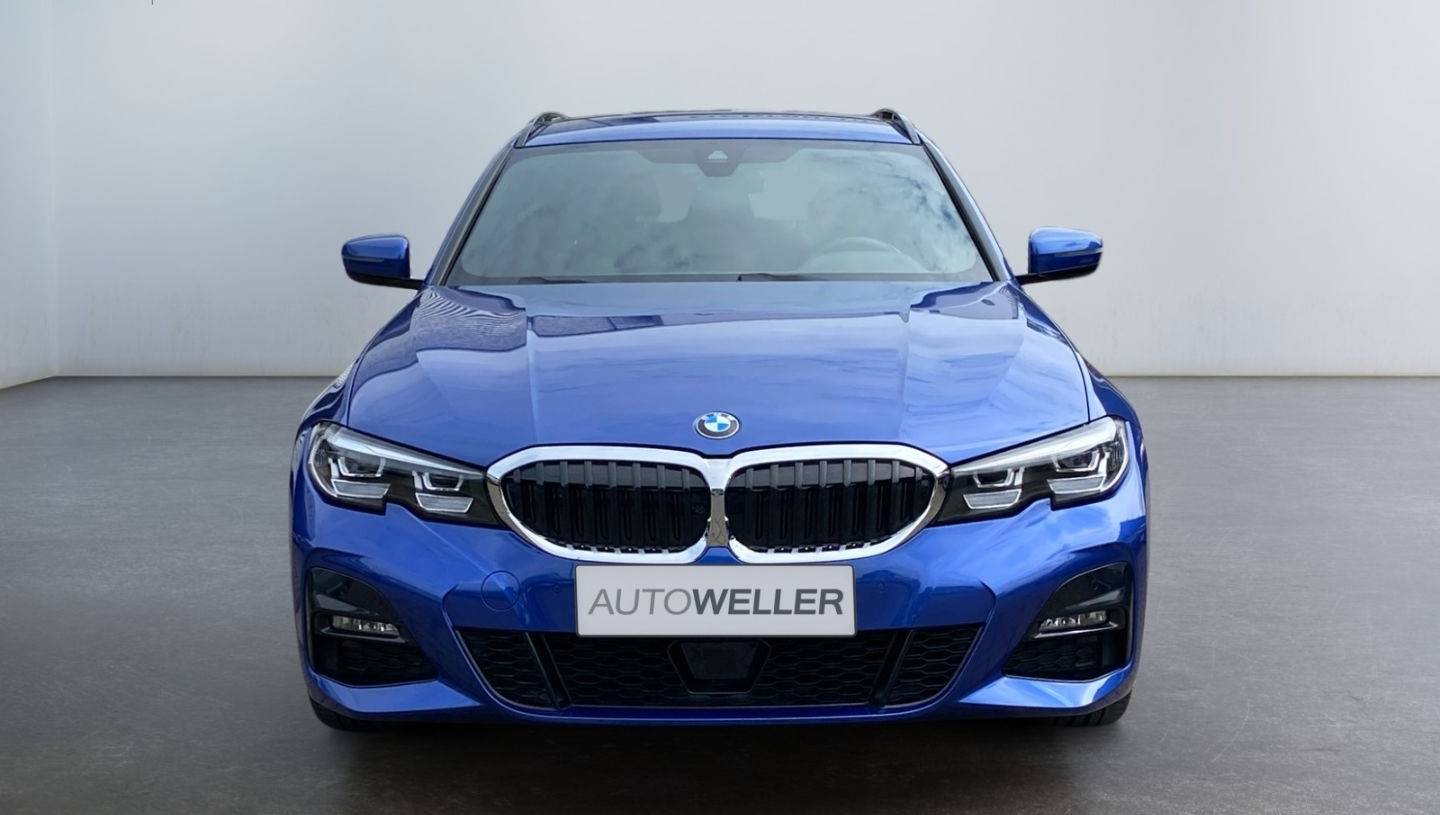 BMW Rad 3 Touring 330d mHEV  A/T