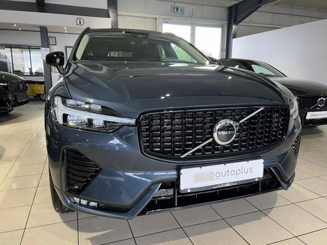 Volvo XC60 B4 Plus Dark A/T