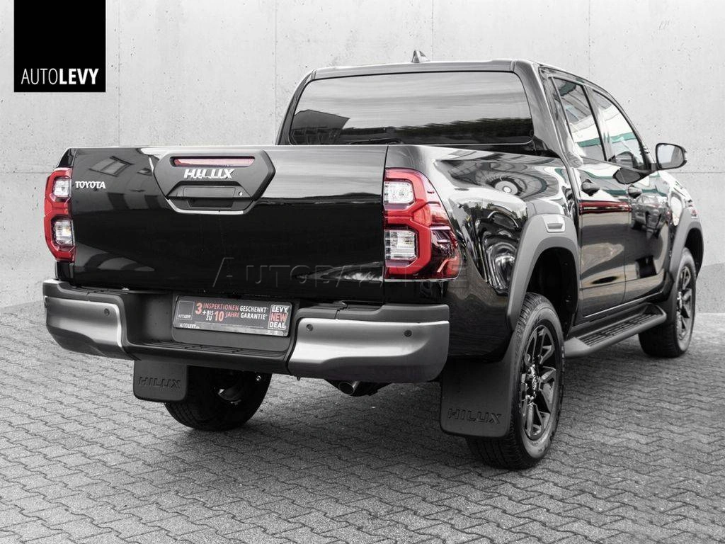 Toyota Hilux DC 2.8 I D-4D Invincible 4x4 A/T