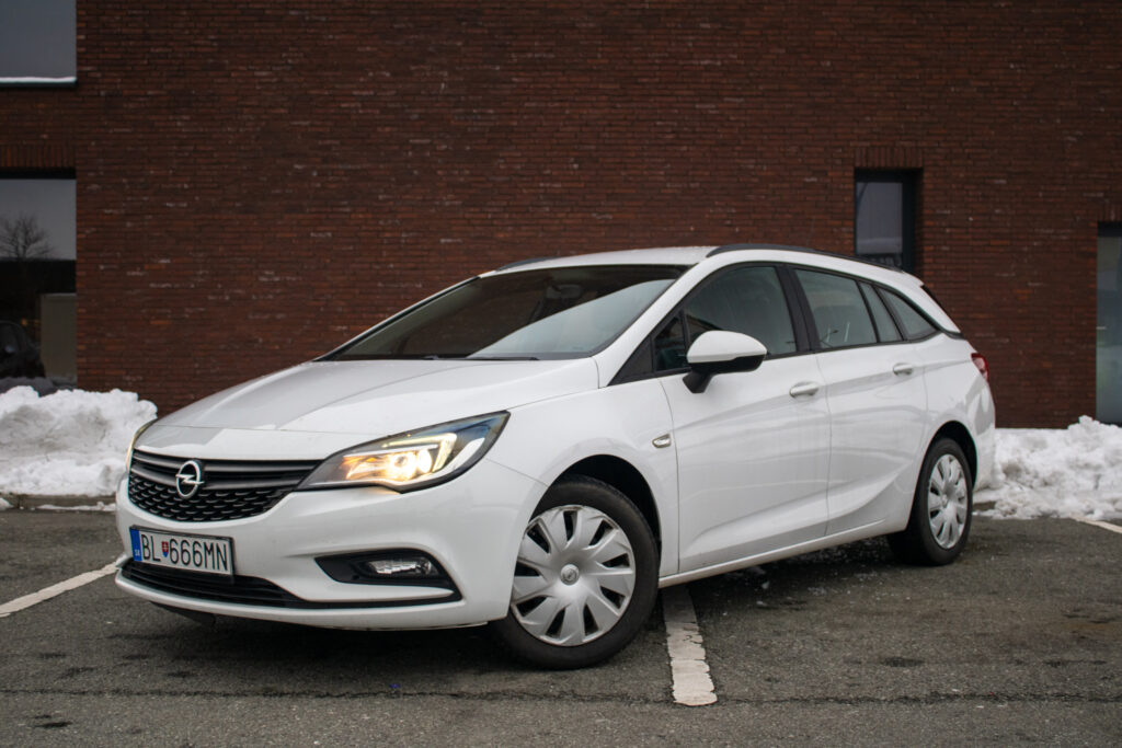 Opel Astra ST