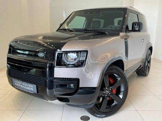 Land Rover Defender 90 D300 X Black Pack