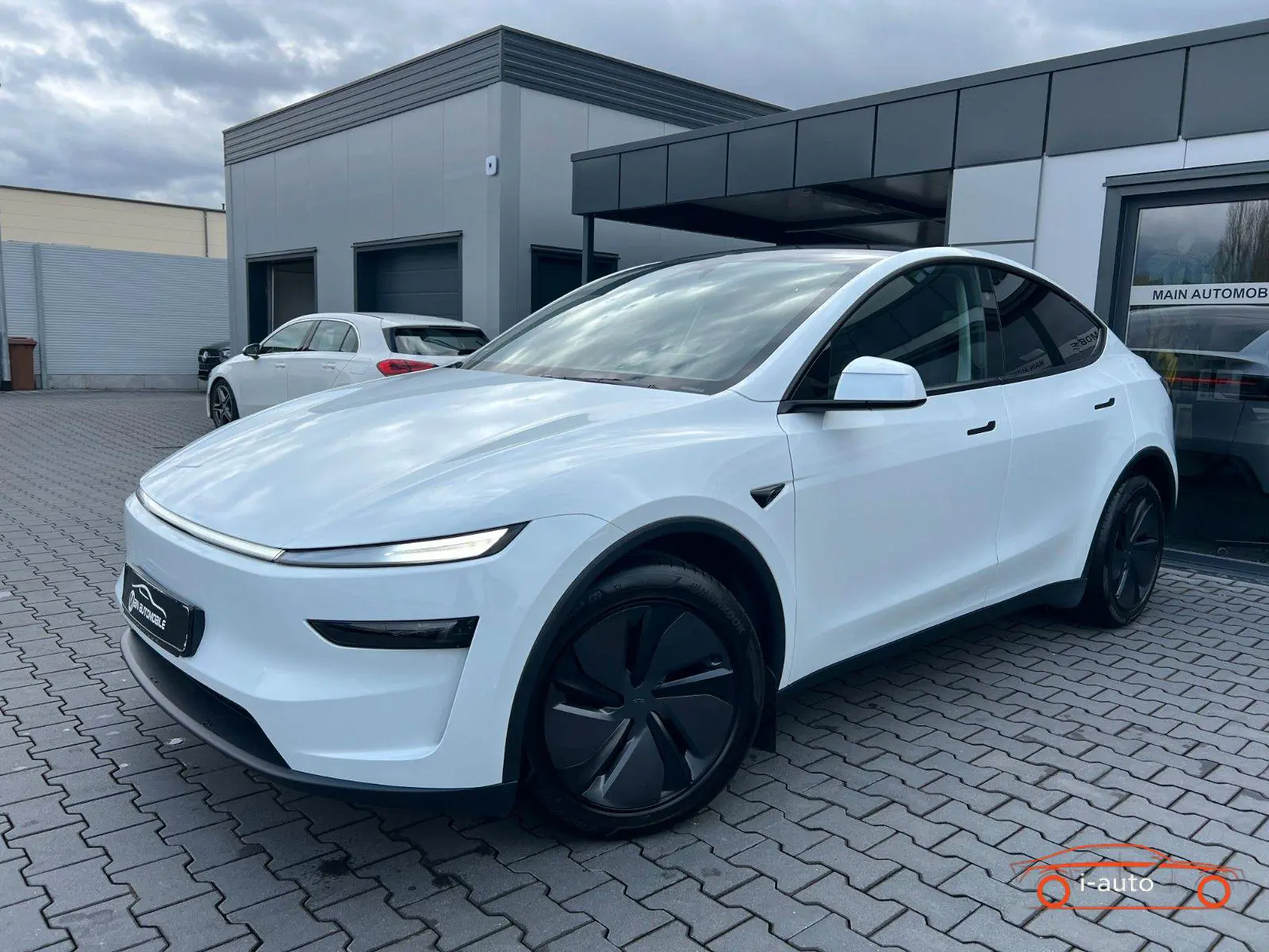 Tesla Model Y 2025 na predaj – fotografia 2